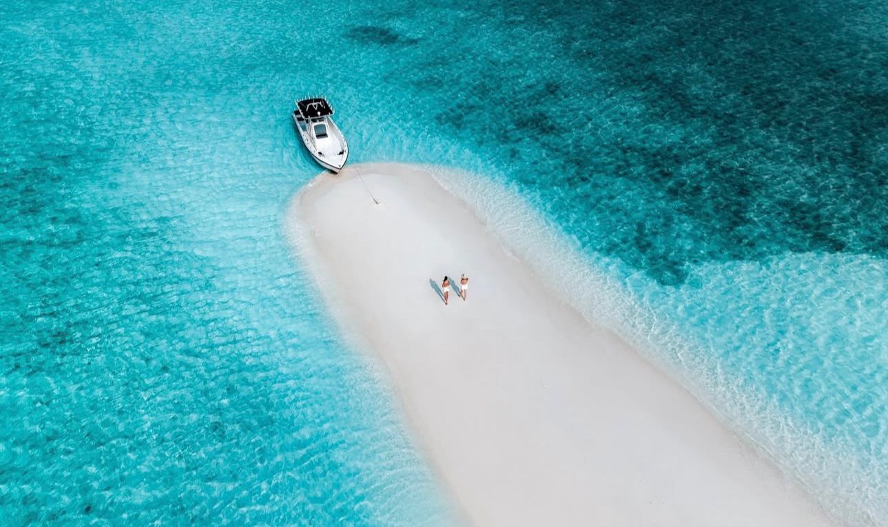 Islas Maldivas: Islas Locales